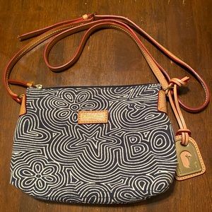Dooney & Bourke Crossbody Bag